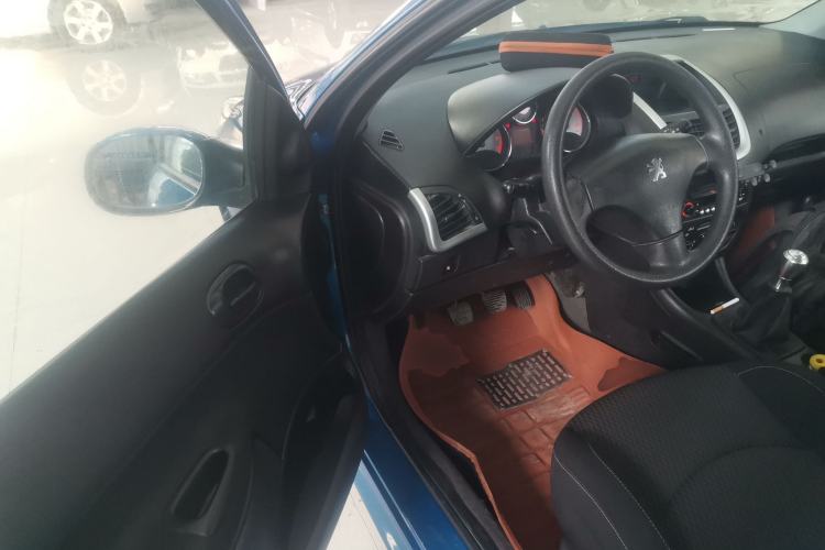Used Peugeot 207 2011 Hatchback 1.4L Manual Yule Edition Driver Seat