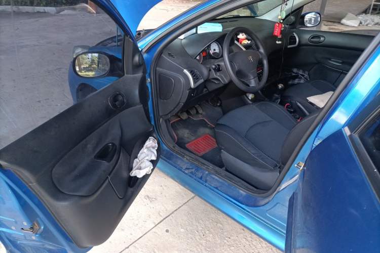 Used Peugeot 207 2011 Sedan 1.4L Manual Yule Edition Driver Seat