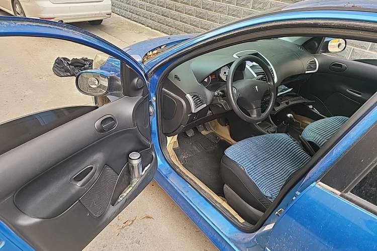 Used Peugeot 207 2011 Hatchback 1.4L Manual Yule Edition Driver Seat