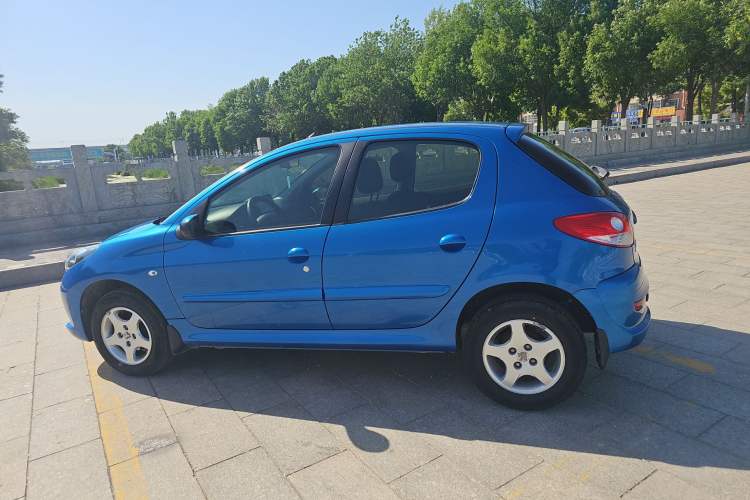 Used Peugeot 207 2011 Hatchback 1.4L Manual Yule Edition Exterior 7