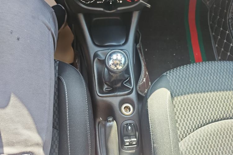 Used Peugeot 207 2011 Hatchback 1.4L Manual Yule Edition Interior 7