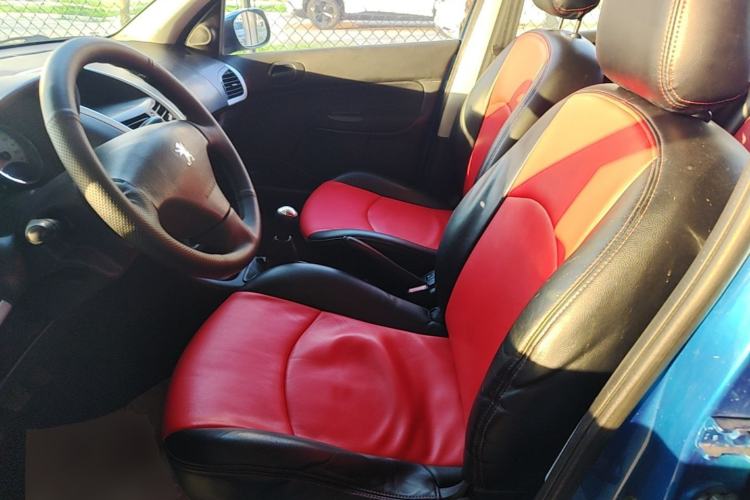 Used Peugeot 207 2011 Sedan 1.4L Manual Yule Edition Left Front Seat