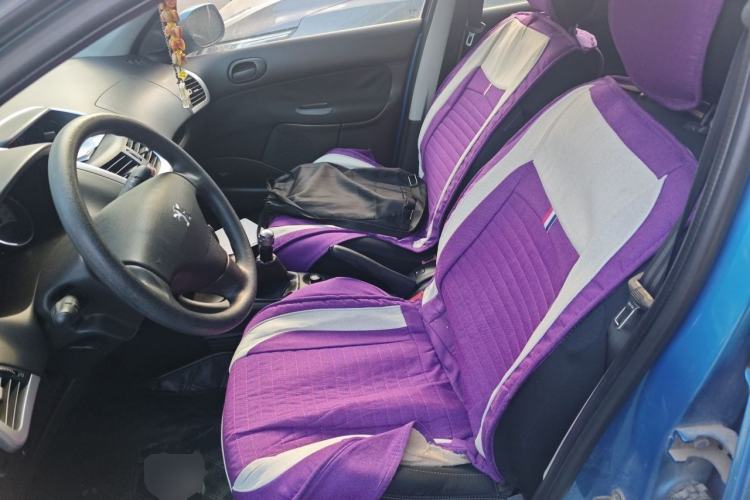 Used Peugeot 207 2011 Sedan 1.4L Manual Yule Edition Left Front Seat