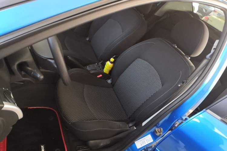 Used Peugeot 207 2011 Sedan 1.4L Manual Yule Edition Left Front Seat