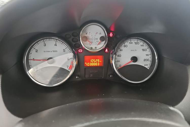 Used Peugeot 207 2011 Hatchback 1.4L Manual Yule Edition Odometer Close Up