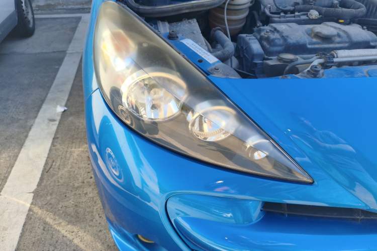 Used Peugeot 207 2011 Hatchback 1.4L Manual Yule Edition Right Front Headlight