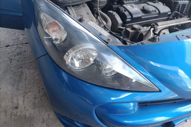 Used Peugeot 207 2011 Sedan 1.4L Manual Yule Edition Right Front Headlight
