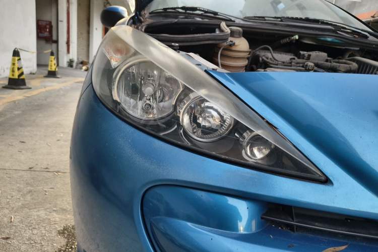 Used Peugeot 207 2011 Hatchback 1.4L Manual Yule Edition Right Front Headlight