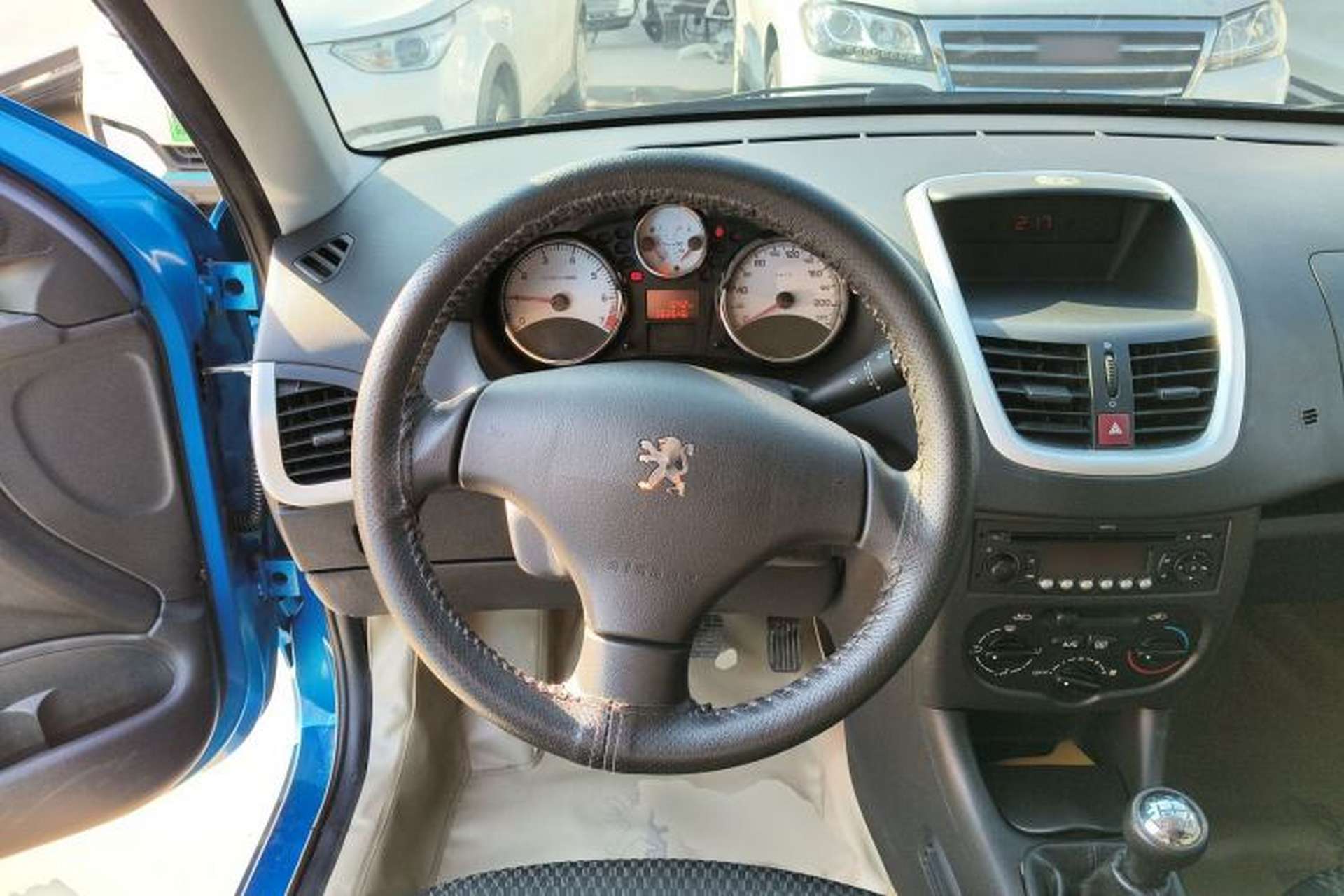 Used Peugeot 207 2011 Hatchback 1.4L Manual Yule Edition Steering Wheel