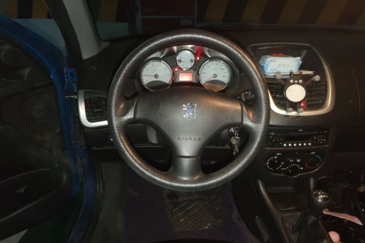 Used Peugeot 207 2011 Sedan 1.4L Manual Yule Edition Steering Wheel