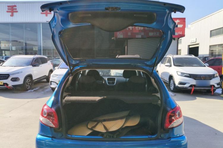 Used Peugeot 207 2011 Hatchback 1.4L Manual Yule Edition Trunk