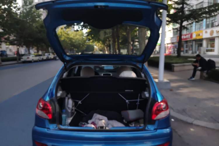 Used Peugeot 207 2011 Hatchback 1.4L Manual Yule Edition Trunk