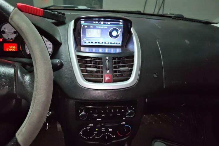 Used Peugeot 207 2011 Hatchback 1.4L Manual Yule Edition Audio And AC Panel