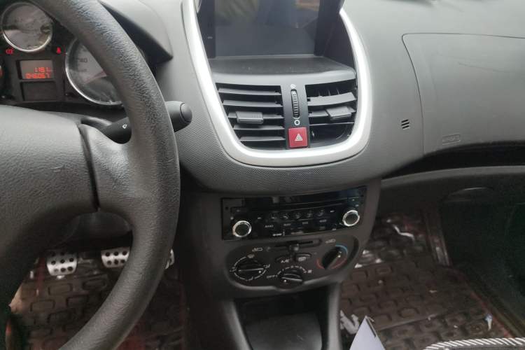 Used Peugeot 207 2011 Hatchback 1.4L Manual Yule Edition Audio And AC Panel