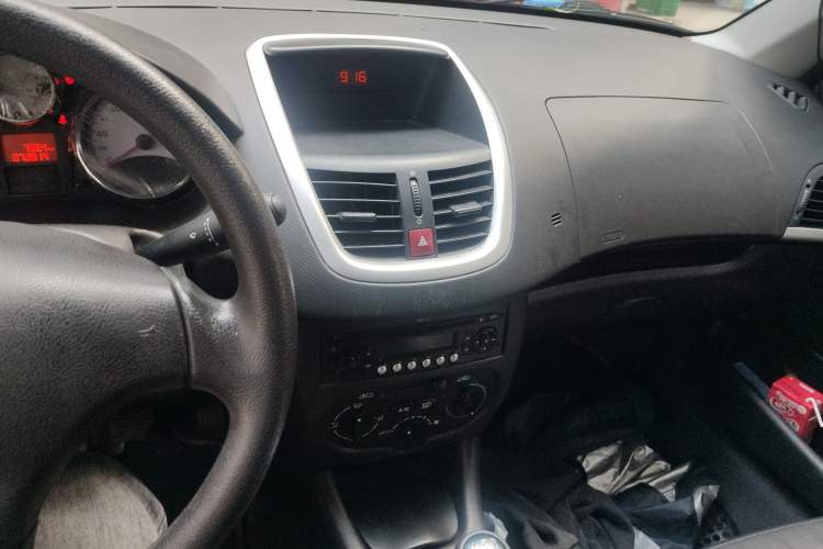 Used Peugeot 207 2011 Hatchback 1.4L Manual Yule Edition Audio And AC Panel