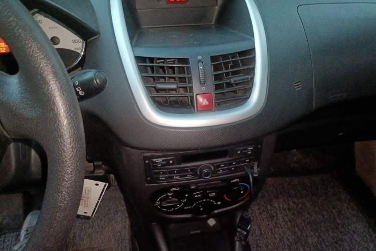 Used Peugeot 207 2011 Hatchback 1.4L Manual Yule Edition Audio And AC Panel