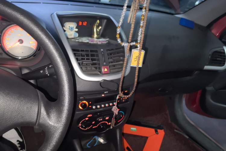 Used Peugeot 207 2011 Hatchback 1.4L Manual Yule Edition Audio And AC Panel