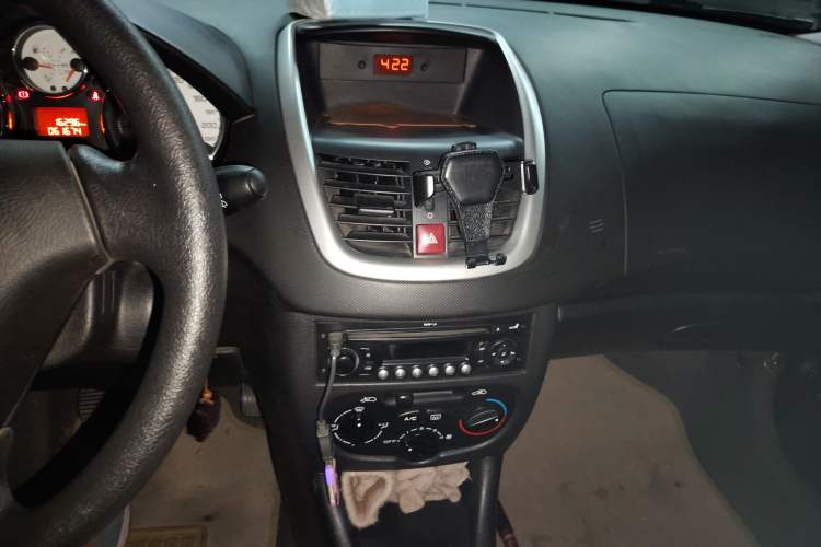 Used Peugeot 207 2011 Hatchback 1.4L Manual Yule Edition Audio And AC Panel