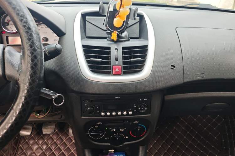 Used Peugeot 207 2011 Hatchback 1.4L Manual Yule Edition Audio And AC Panel