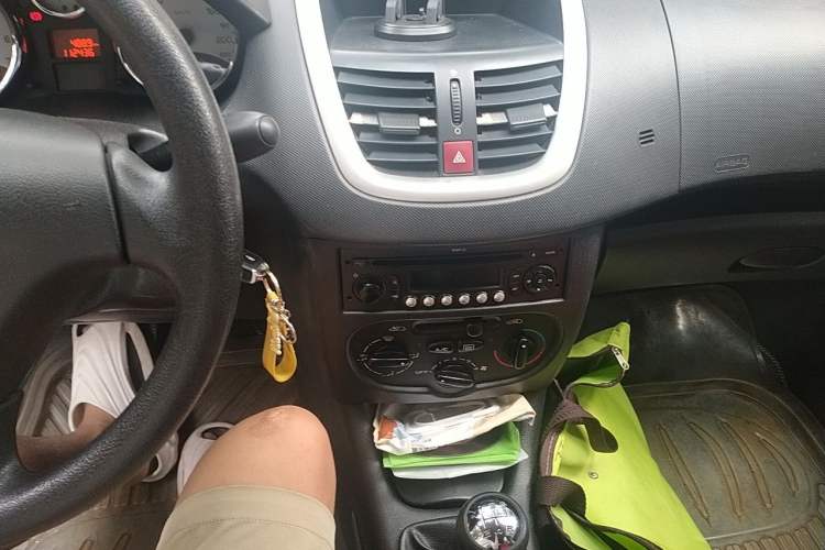 Used Peugeot 207 2011 Sedan 1.4L Manual Yule Edition Audio And AC Panel