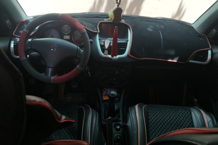 Used Peugeot 207 2011 Sedan 1.4L Manual Yule Edition Center Console