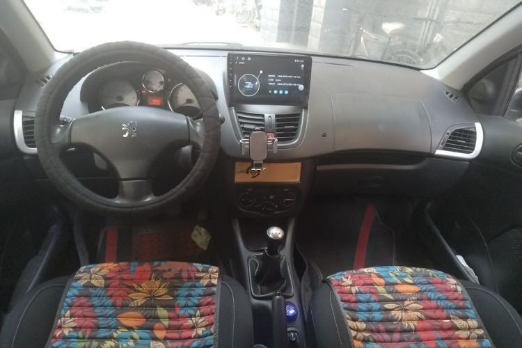 Used Peugeot 207 2011 Hatchback 1.4L Manual Yule Edition Center Console