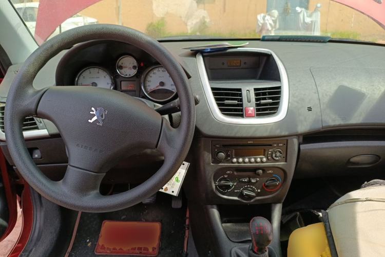 Used Peugeot 207 2011 Sedan 1.4L Manual Yule Edition Center Console
