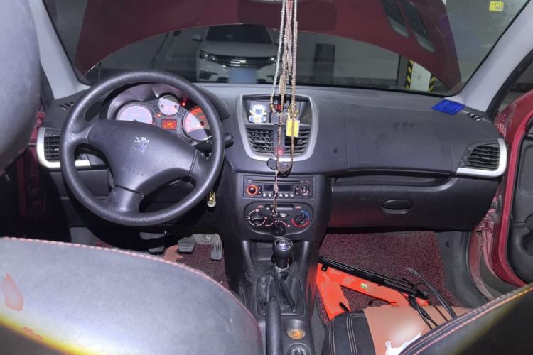 Used Peugeot 207 2011 Hatchback 1.4L Manual Yule Edition Center Console