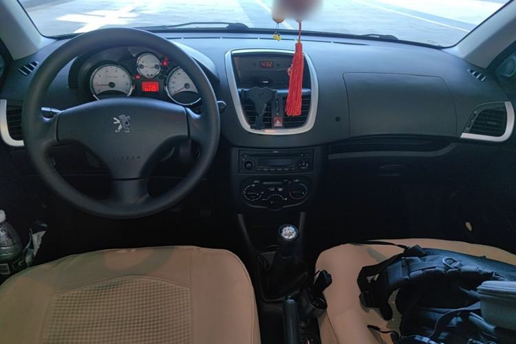 Used Peugeot 207 2011 Sedan 1.4L Manual Yule Edition Center Console