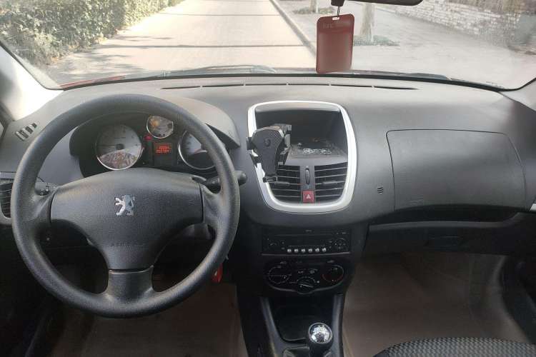Used Peugeot 207 2011 Sedan 1.4L Manual Yule Edition Center Console