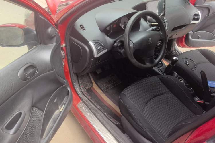 Used Peugeot 207 2011 Hatchback 1.4L Manual Yule Edition Driver Seat