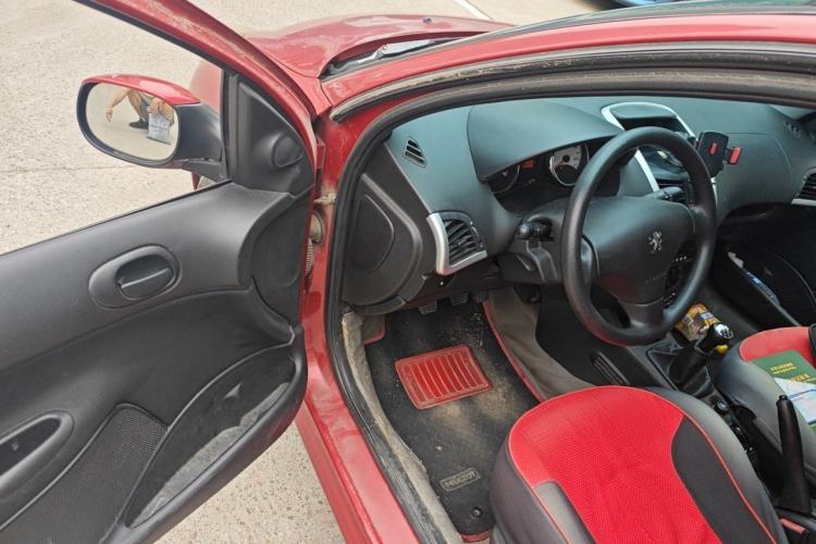 Used Peugeot 207 2011 Hatchback 1.4L Manual Yule Edition Driver Seat