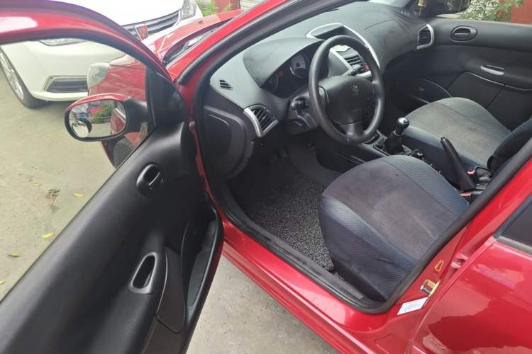 Used Peugeot 207 2011 Hatchback 1.4L Manual Yule Edition Driver Seat