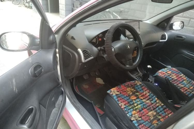 Used Peugeot 207 2011 Hatchback 1.4L Manual Yule Edition Driver Seat