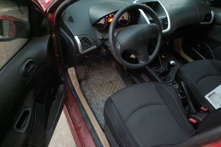 Used Peugeot 207 2011 Hatchback 1.4L Manual Yule Edition Driver Seat