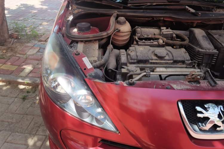 Used Peugeot 207 2011 Sedan 1.4L Manual Yule Edition Engine Bay Right