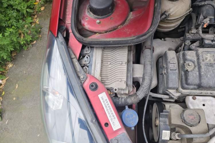 Used Peugeot 207 2011 Hatchback 1.4L Manual Yule Edition Engine Bay Right