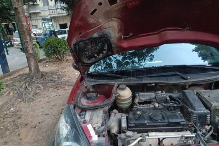 Used Peugeot 207 2011 Hatchback 1.4L Manual Yule Edition Engine Bay Right