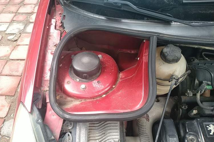 Used Peugeot 207 2011 Sedan 1.4L Manual Yule Edition Engine Bay Right