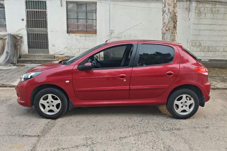 Used Peugeot 207 2011 Hatchback 1.4L Manual Yule Edition Exterior 3
