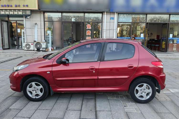 Used Peugeot 207 2011 Hatchback 1.4L Manual Yule Edition Exterior 3