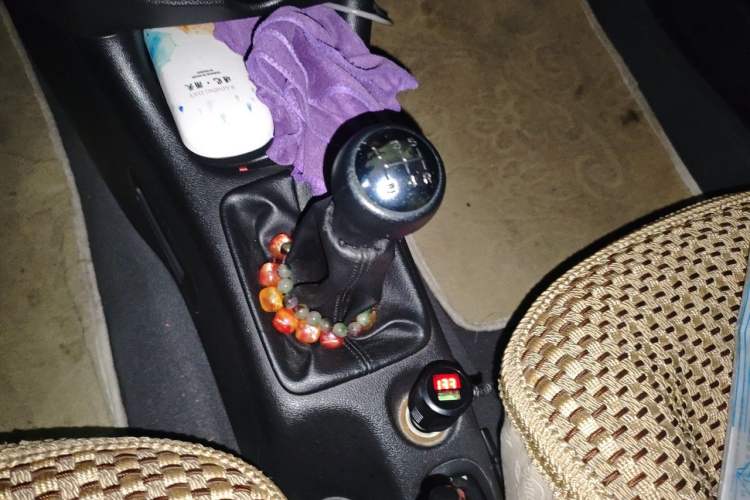 Used Peugeot 207 2011 Hatchback 1.4L Manual Yule Edition Gear Lever