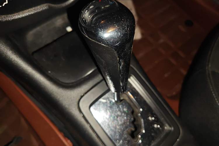 Used Peugeot 207 2011 Hatchback 1.6L Automatic Yule Edition Gear Lever