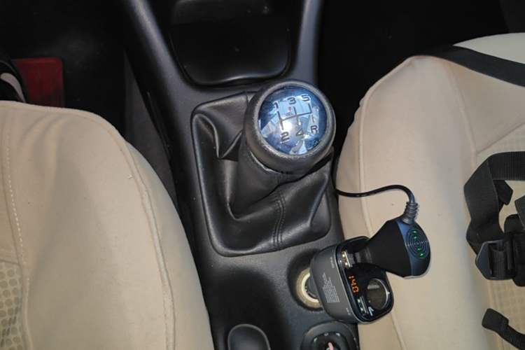 Used Peugeot 207 2011 Sedan 1.4L Manual Yule Edition Gear Lever