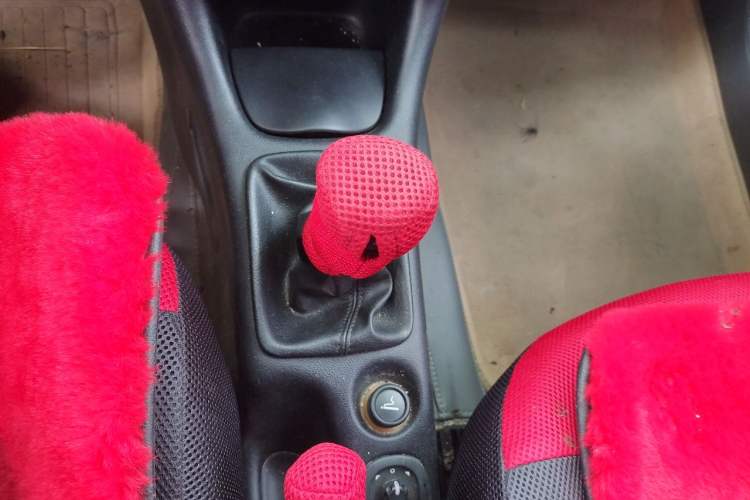 Used Peugeot 207 2011 Sedan 1.4L Manual Yule Edition Gear Lever