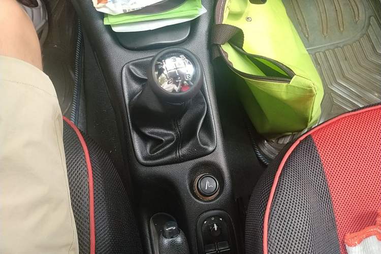 Used Peugeot 207 2011 Sedan 1.4L Manual Yule Edition Gear Lever
