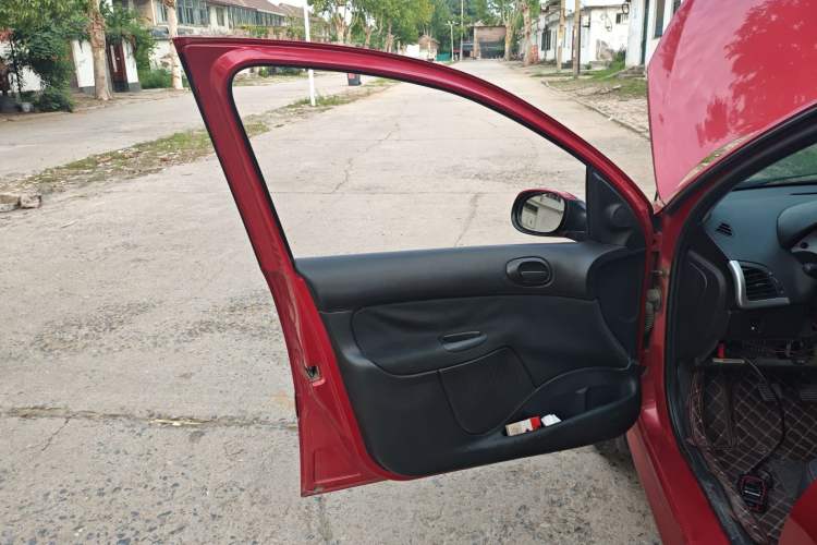 Used Peugeot 207 2011 Hatchback 1.4L Manual Yule Edition Interior 7