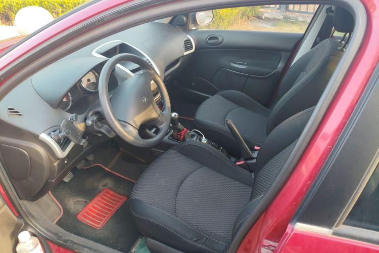 Used Peugeot 207 2011 Hatchback 1.4L Manual Yule Edition Left Front Seat
