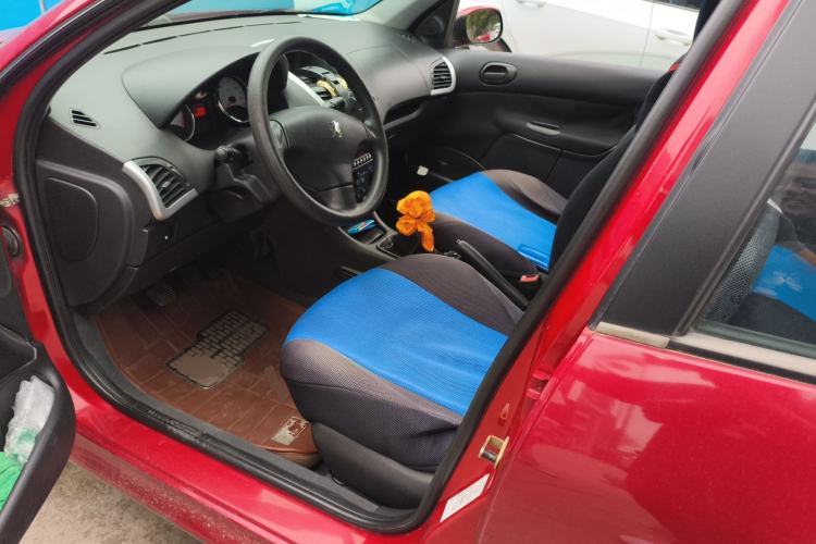 Used Peugeot 207 2011 Hatchback 1.4L Manual Yule Edition Left Front Seat