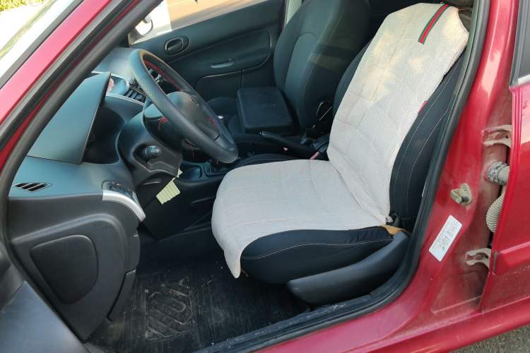 Used Peugeot 207 2011 Sedan 1.4L Manual Yule Edition Left Front Seat